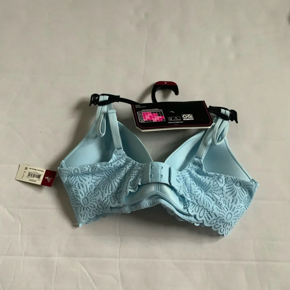 Women’s No Boundaries Light Blue Lace Wirefree Bra - Picture 2 of 4